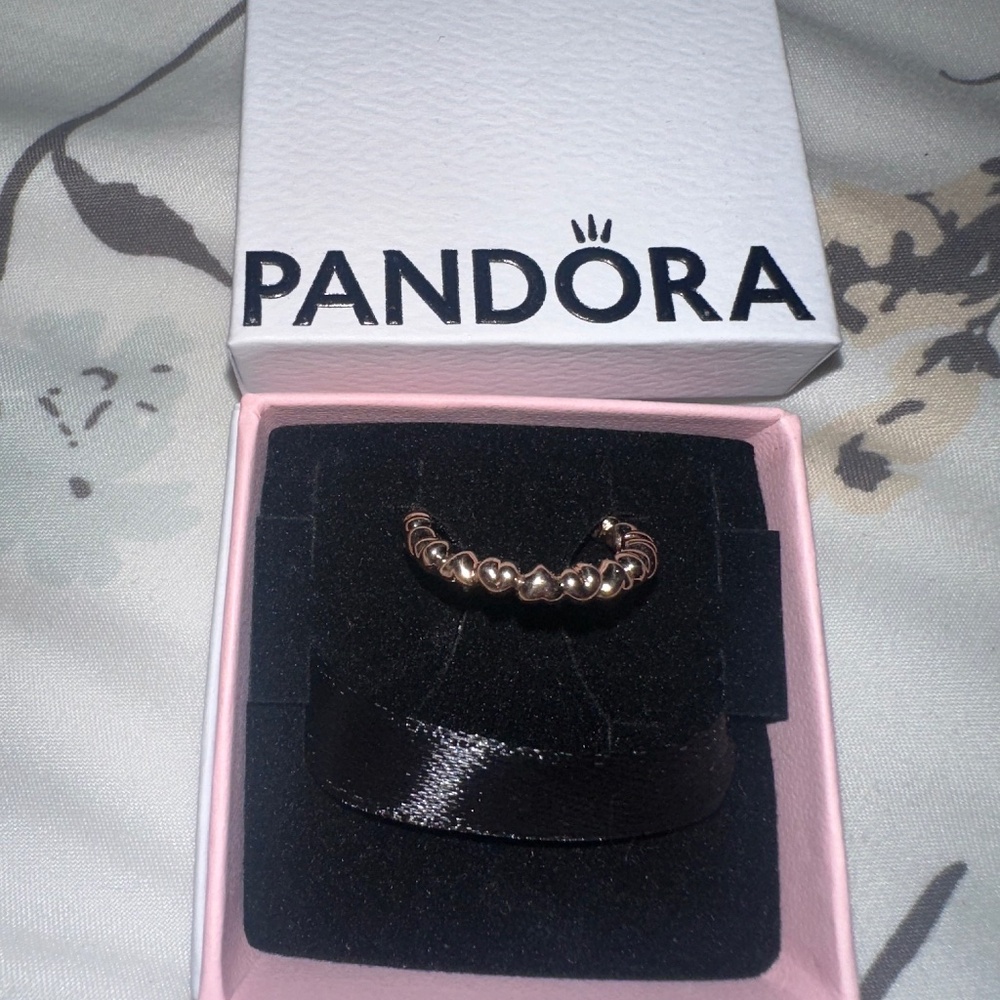 Retired pandora hearts ring